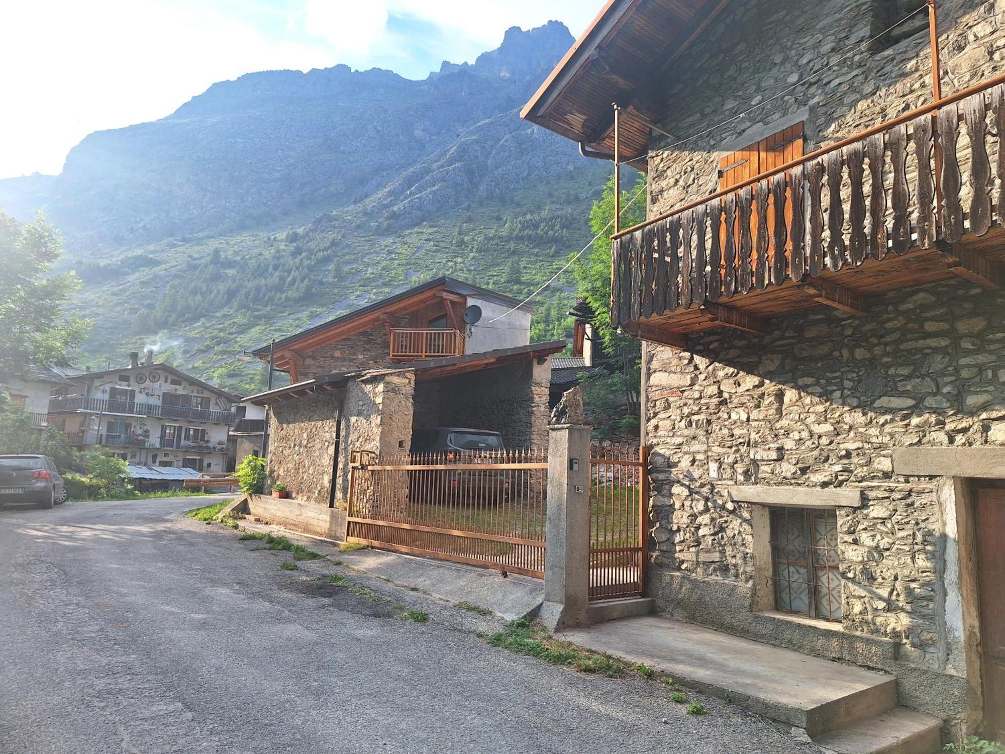 Apartamento La Casa Del Gigante Frassino Acceglio Exterior foto